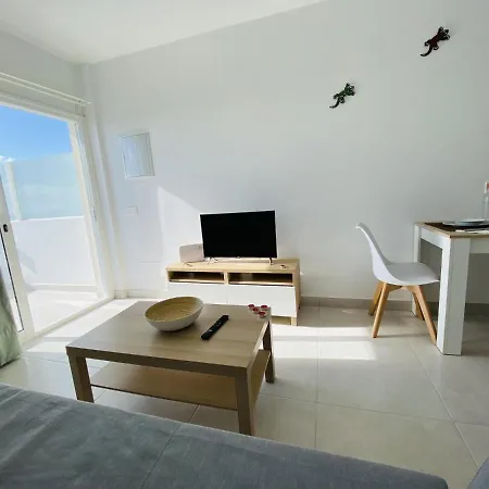 Senator 225 Lanzarote Apartment